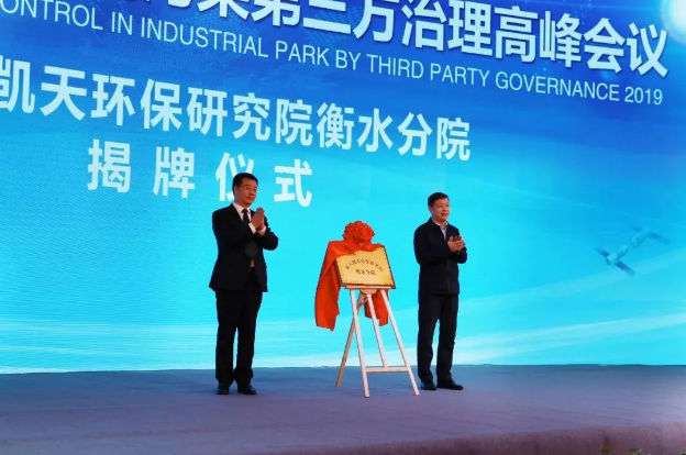 1553855227855200.png blob.png